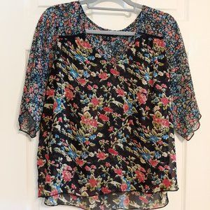 Mason + Mackenzie | Sheer Floral/Black Boxy Top |M